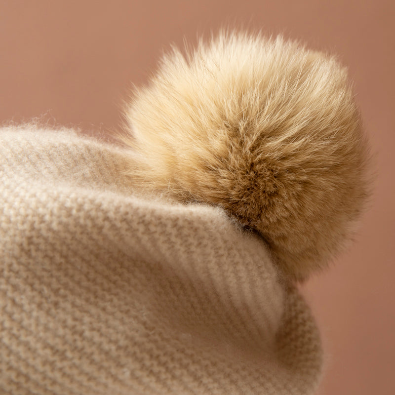 100% cashmere Beige Cashmere Hat