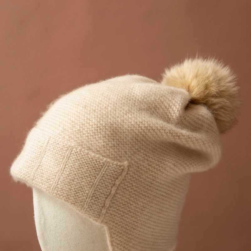 100% cashmere Beige Style hat