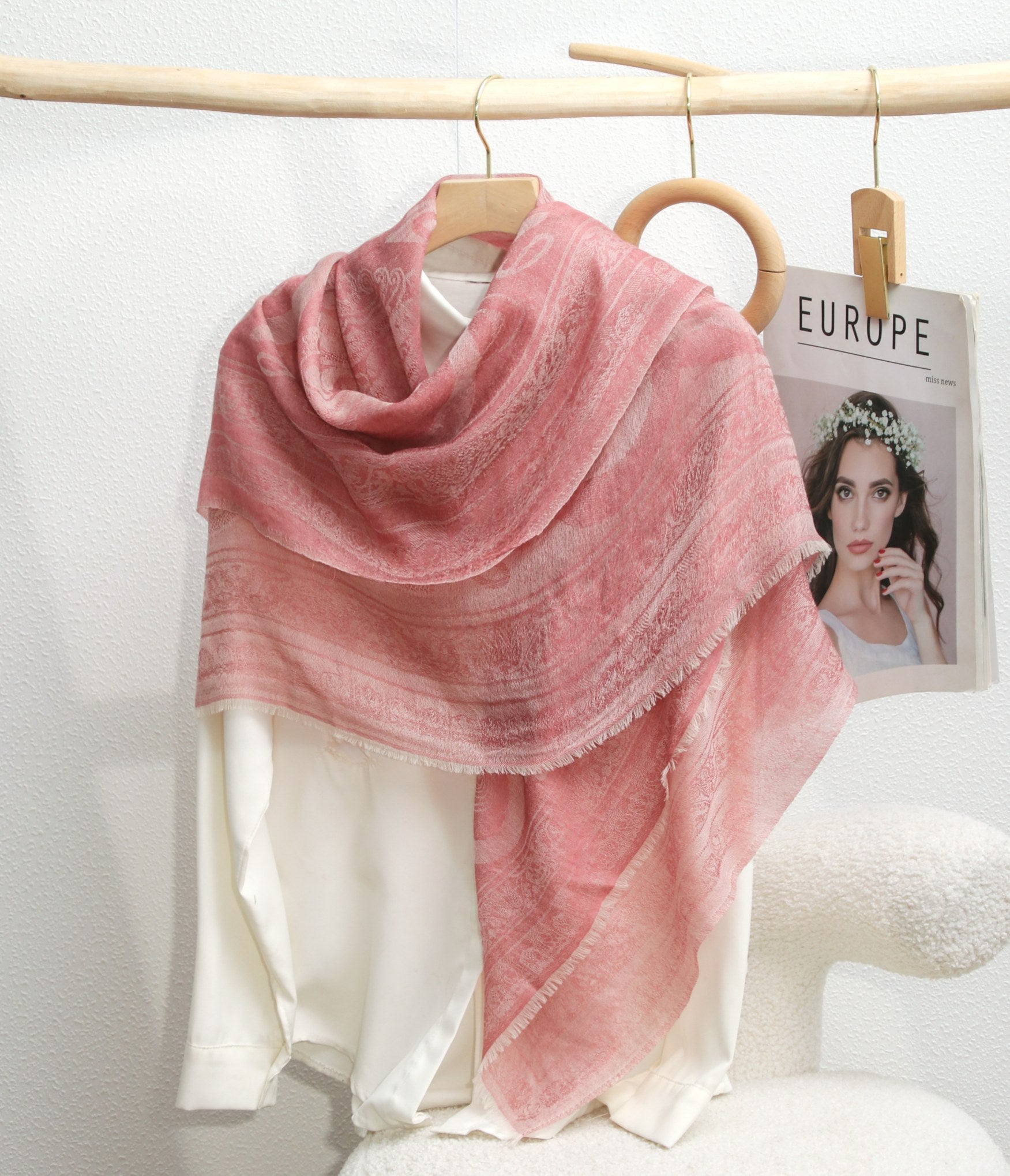 100% cashmere soft pink scarf
